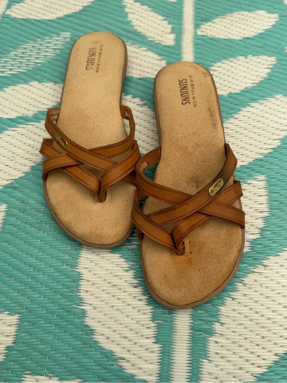 GH Bass SunJun Sharon fisherman leather suede flip flop vintage size 8
